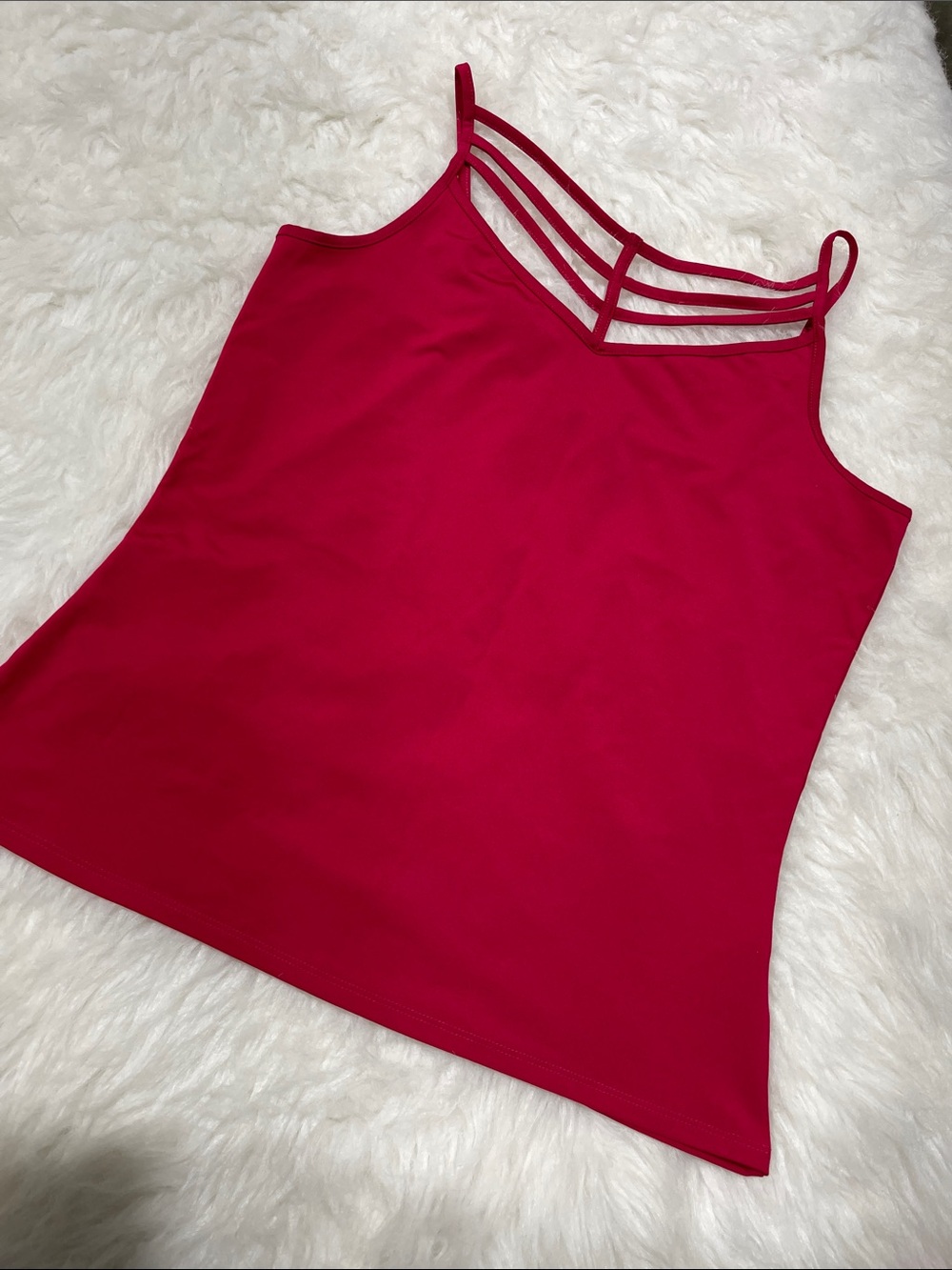 Thalia Sodi Red Strappy V-Neck Camisole